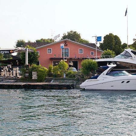 Hotel Johnson Peschiera del Garda Exterior foto