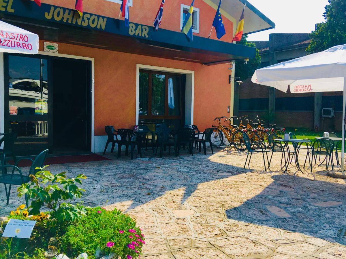 Hotel Johnson Peschiera del Garda Exterior foto