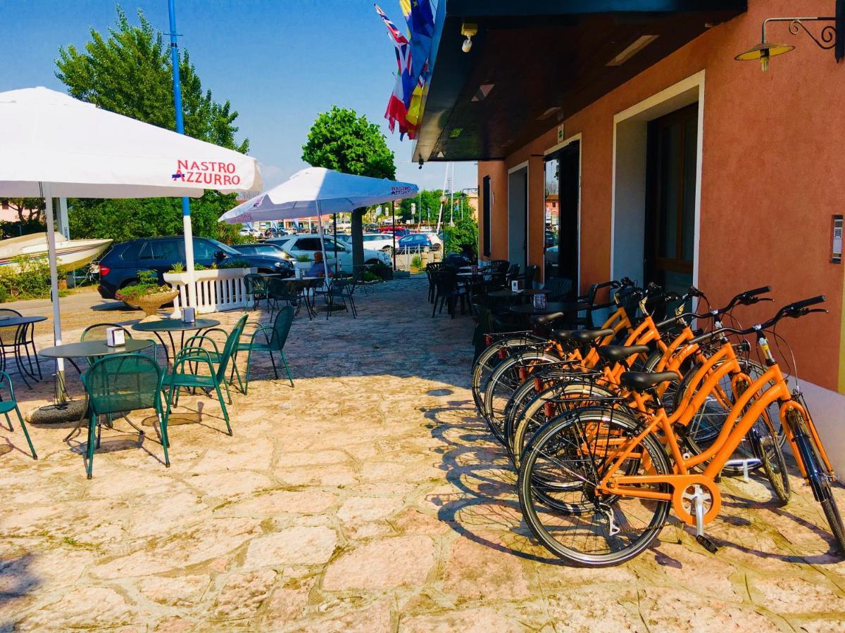 Hotel Johnson Peschiera del Garda Exterior foto